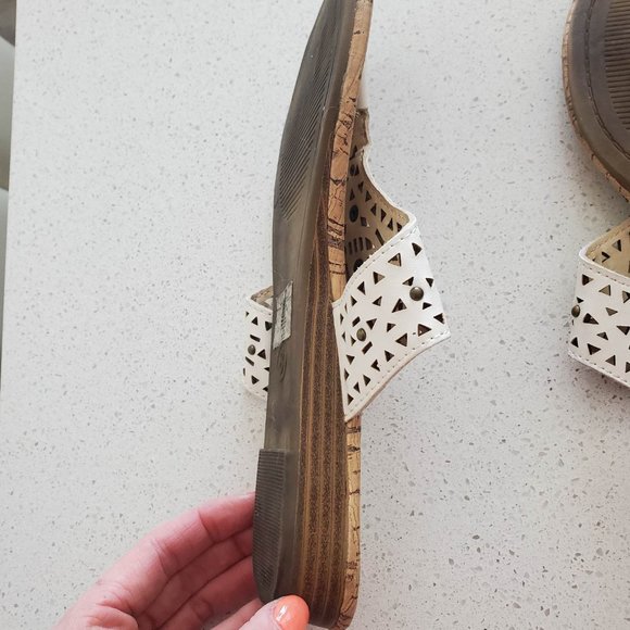 Slip on Sandals - Picture 2 of 3